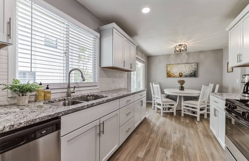 Richfield House | Room 1 in Minneapolis/10 mins to Mall of America