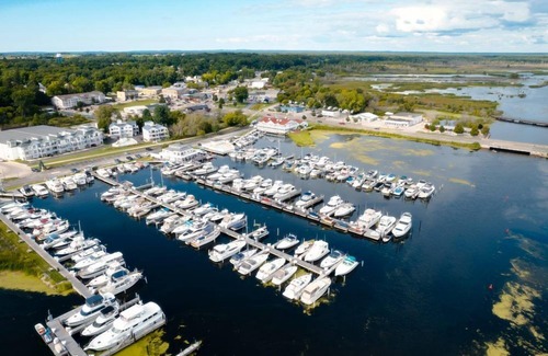 Whitehall Apartment | Room #14