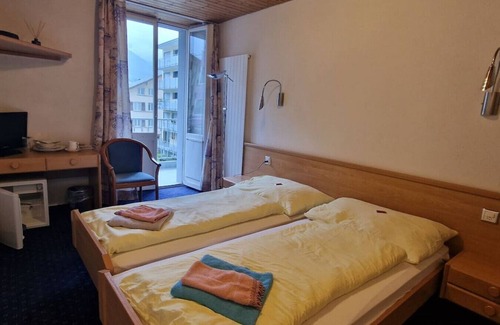 Naters House | Room 205 - Hotel Bellevue