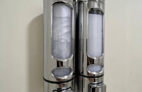 Harper Hotel | Room 21 - Triple Queen - Sleeps 6 - Harper Motel