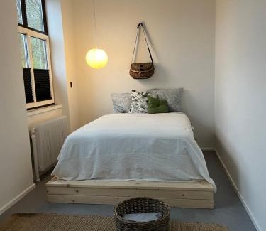 Vestervig Apartment | Room 6 - Hawkraft Kulturhotel