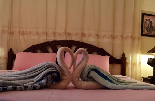 Rayong Hotel | Room bali 21 - 1 Double bed with half-board and daily outings included