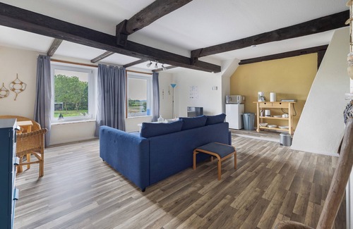 Barlt Apartment | Room 'Das Möwennest' with Shared Terrace and Shared Garden