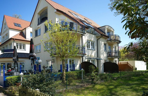 Am Schwarzen Busch Apartment | Room for three - Cozy room for 2 people right on the beach of Schwarzer Busch!