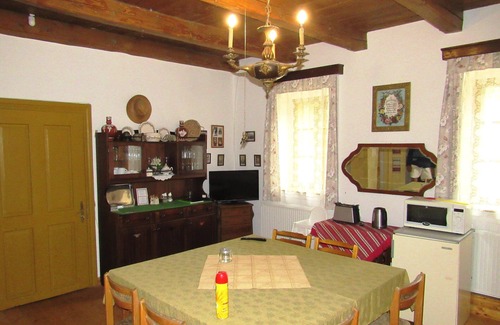 Dunaszentmiklos House | Room in Farmhouse - Rustic Charm - two Bedroom Suite 8601