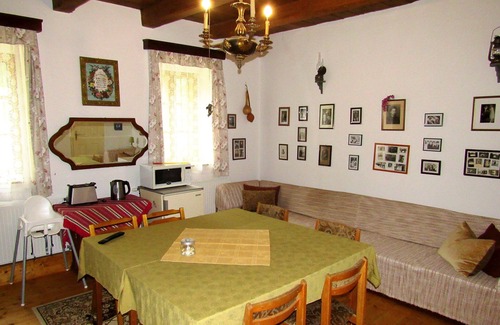 Dunaszentmiklos House | Room in Farmhouse - Rustic Charm - two Bedroom Suite 8601