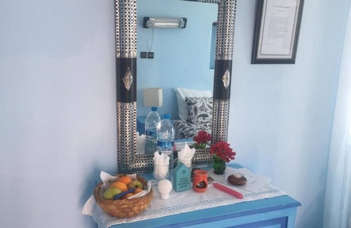 Marrakesh-Tensift-El Haouz House | Room in Guest Room - Room in Villa L'air De La Mer