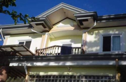 Lobo House | Room in Lobo Triple N Homestay 3rd N