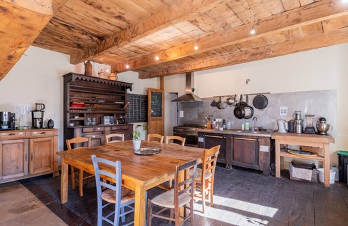Valgorge Apartment | Room 'La Ferme De Chalas - Tanargue' with Shared Pool, Shared Terrace and Wi-Fi