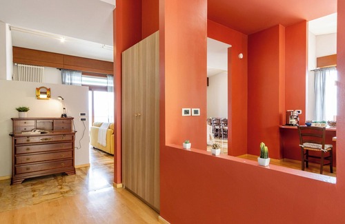 Montevecchia Apartment | Room 'Stanza Miele' with Mountain View, Shared Terrace and Wi-Fi