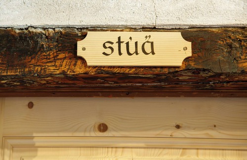 Dosoledo Apartment | Room 'Stùä' with Mountain View, Shared Terrace and Wi-Fi