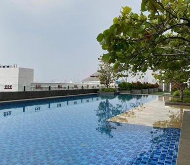 Cikokol Apartment | RoomQu at Apartment Tree Park