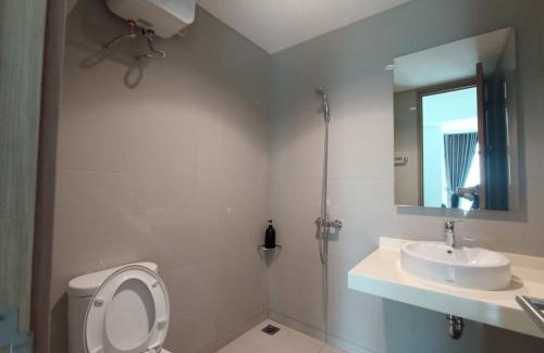Cikokol Apartment | RoomQu at Apartment Tree Park