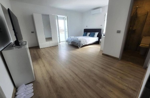 Cove Parja House | Rooms Burnum - Triple Room 1