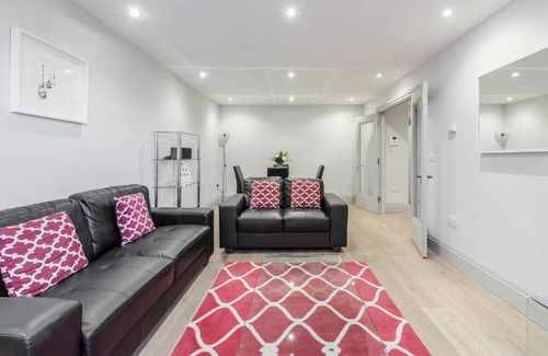 South Richmond Apartment | Roomspace Serviced Apartments - The Quadrant