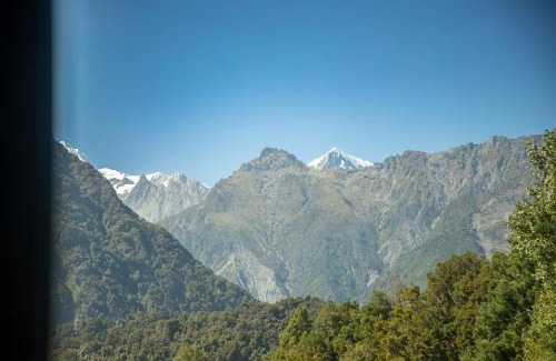 Fox Glacier Bed & Breakfast | Ropatinis Bed & Breakfast