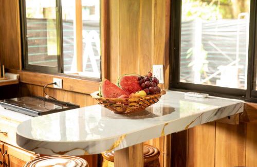 Uvita House | ROQUI Cozy Beachfront Cabin