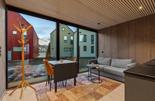 Henningsvaer Apartment | Rorbuleilighet i idylliske Henningsvær