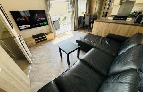 Wimborne House | Rosa - Bournemouth Holiday Home
