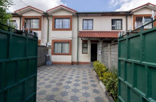Embakasi House | Rosa Luxury Villa near Jomo Kenyatta International Airport-JKIA