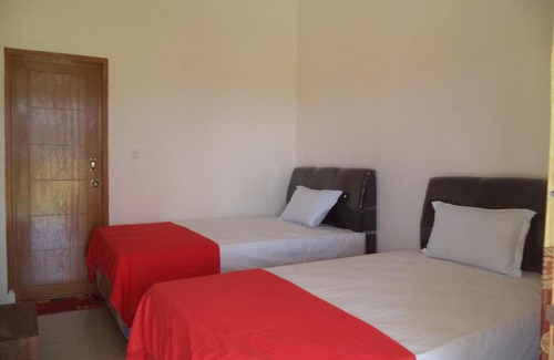 Rantepao House | Rosalina Homestay