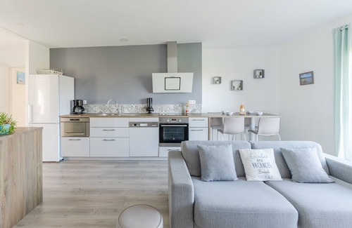 Ploudalmezeau Apartment | ROSCAROC ENEZ KARN - Nice T2 sea view near the beach