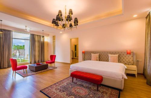 Civil Lines Hotel | Rose Amer