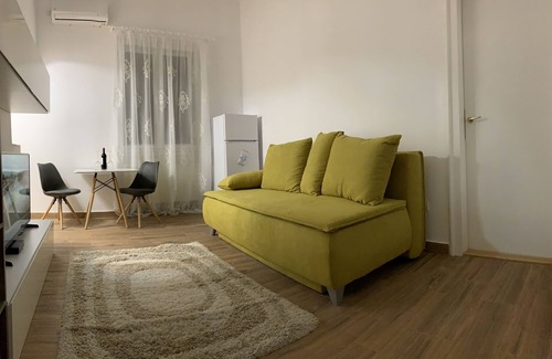 Old City Apartment | Rose Apartment No. 1