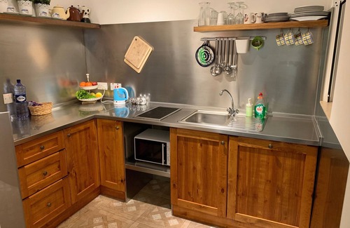 Cospicua Apartment | Rose Building apartment