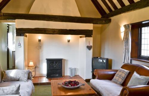 Catfield House | Rose Cottage - E2352