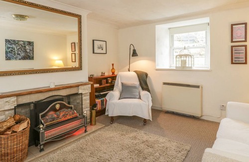 Strachur Cottage | ROSE COTTAGE, family friendly, with open fire in Strachur