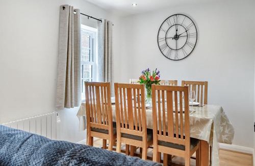 Fakenham House | Rose Cottage