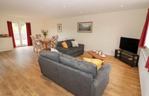 Ardens Grafton House | Rose Cottage