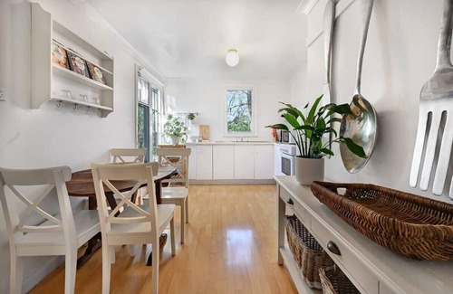 Emu Swamp House | Rose Cottage - Mayfield Vineyard Orange