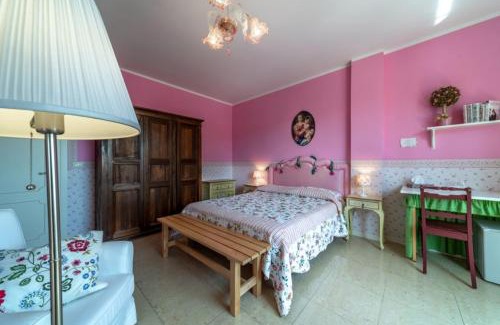 Montegiardino Bed & Breakfast | Rose e Merletti