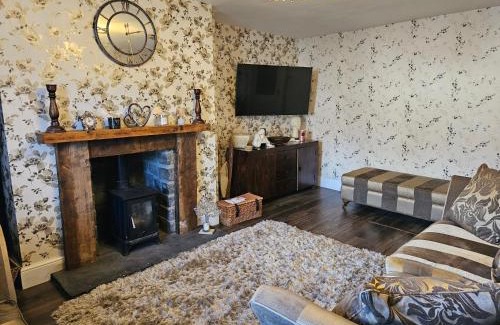 Hartlepool House | Rosegarth Cottage Luxury 2 bedroom House
