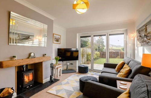 Weybourne House | Rosemarys View