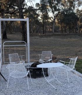 Grattai Bed & Breakfast | Rosewood Cottage