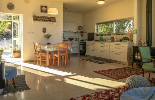 Rosh Pinna Villa | Rosh Pinna Home with a View