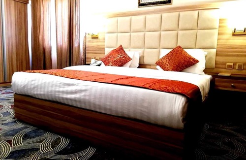 Al Faisaliyah Hotel | Roshan Al Azhar Hotel