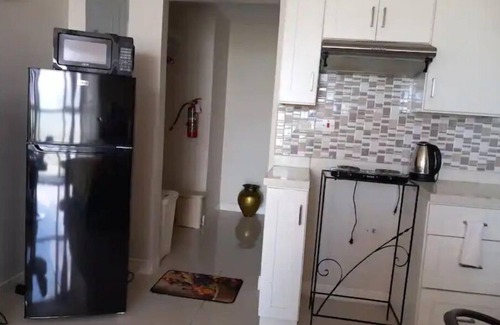 Portmore Apartment | Rosie's Beach View Apartment