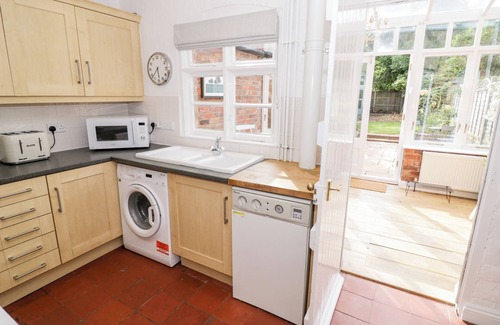 Sedgeberrow Cottage | Ross Cottage