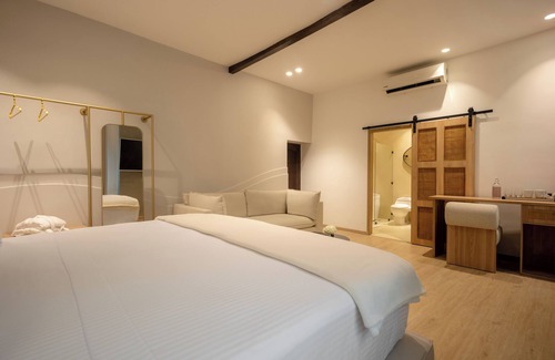San Antonio Hotel | Rossa Palma
