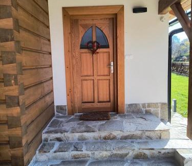 Velke Karlovice Ski Chalet | Roubenka U Potoka