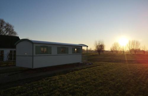 Poeke House | Roulotte Hartemeers