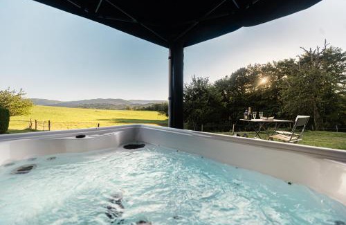 Menthonnex-sous-Clermont House | Roulotte Paradis: insolite, SPA privatif, piscine