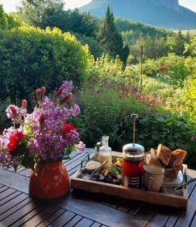 Bugarach Ski Chalet | Roulotte pour amoureux de la nature