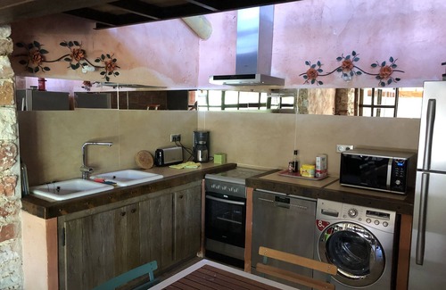 Roussillon House | Roussillon: Mansion - Roussillon