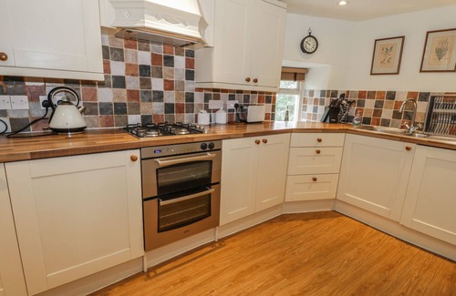 Grasmere Cottage | ROWAN COTTAGE, family friendly, character holiday cottage in Grasmere