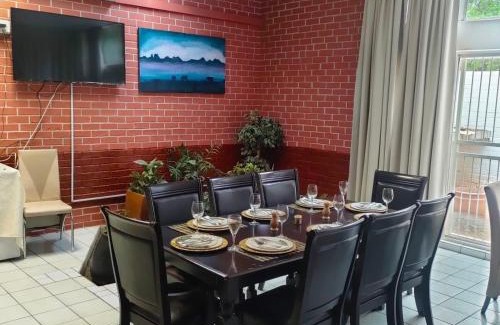 Universitas House | Royal Bafokeng Guest House